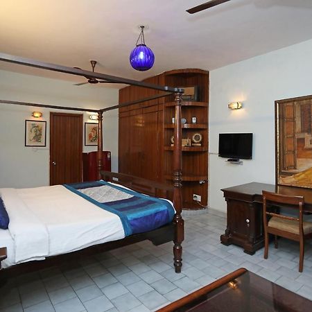 Oyo 1427 Hotel Malhar Haveli Noida Exterior photo