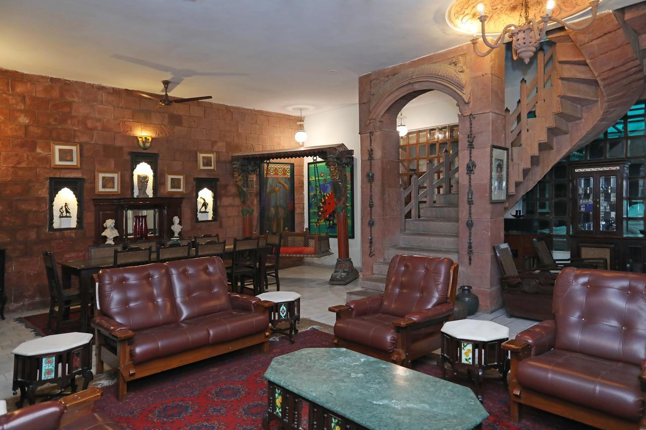Oyo 1427 Hotel Malhar Haveli Noida Exterior photo